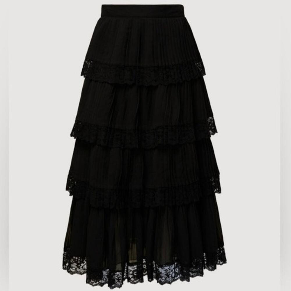 NWT Rachel Parcell Tiered Pleated Skirt with Lace Trim In Black